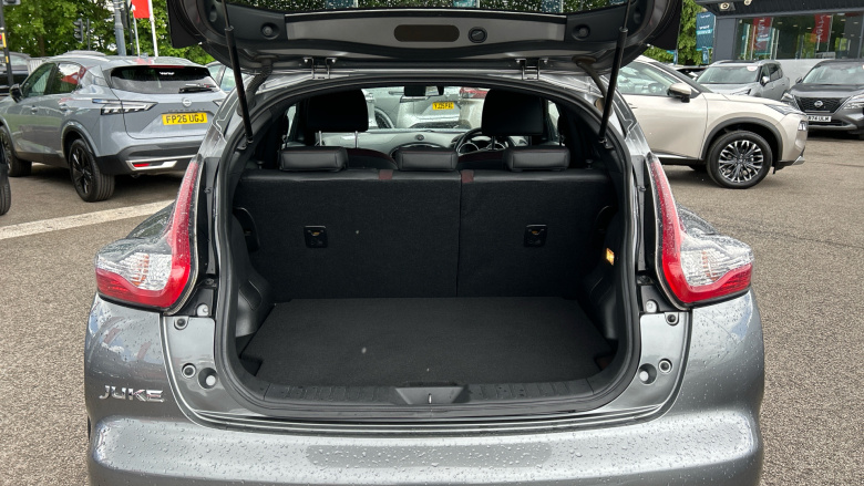 Nissan Juke 1.5 dCi N-Connecta 5dr Diesel Hatchback